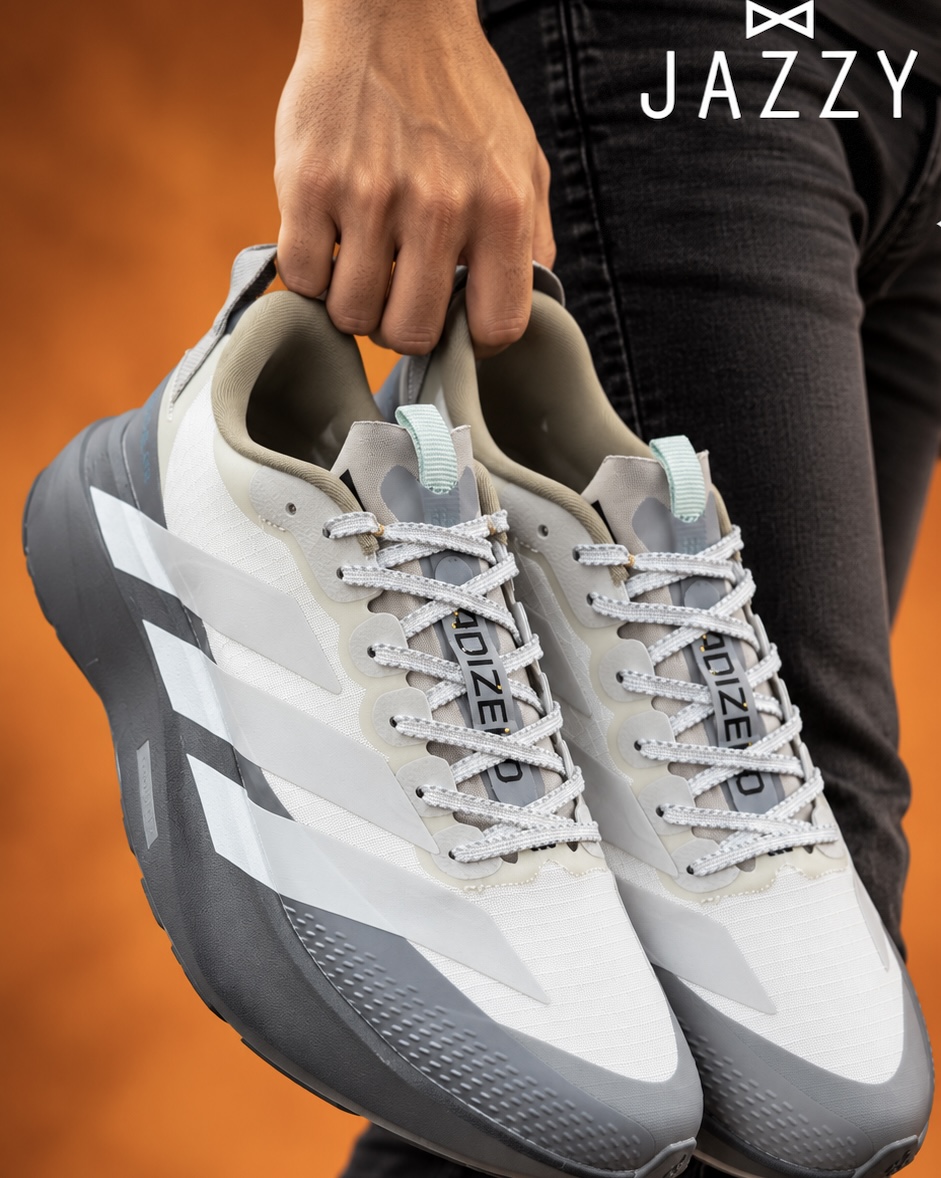 FINEST QUALITY SPORTS SHOES