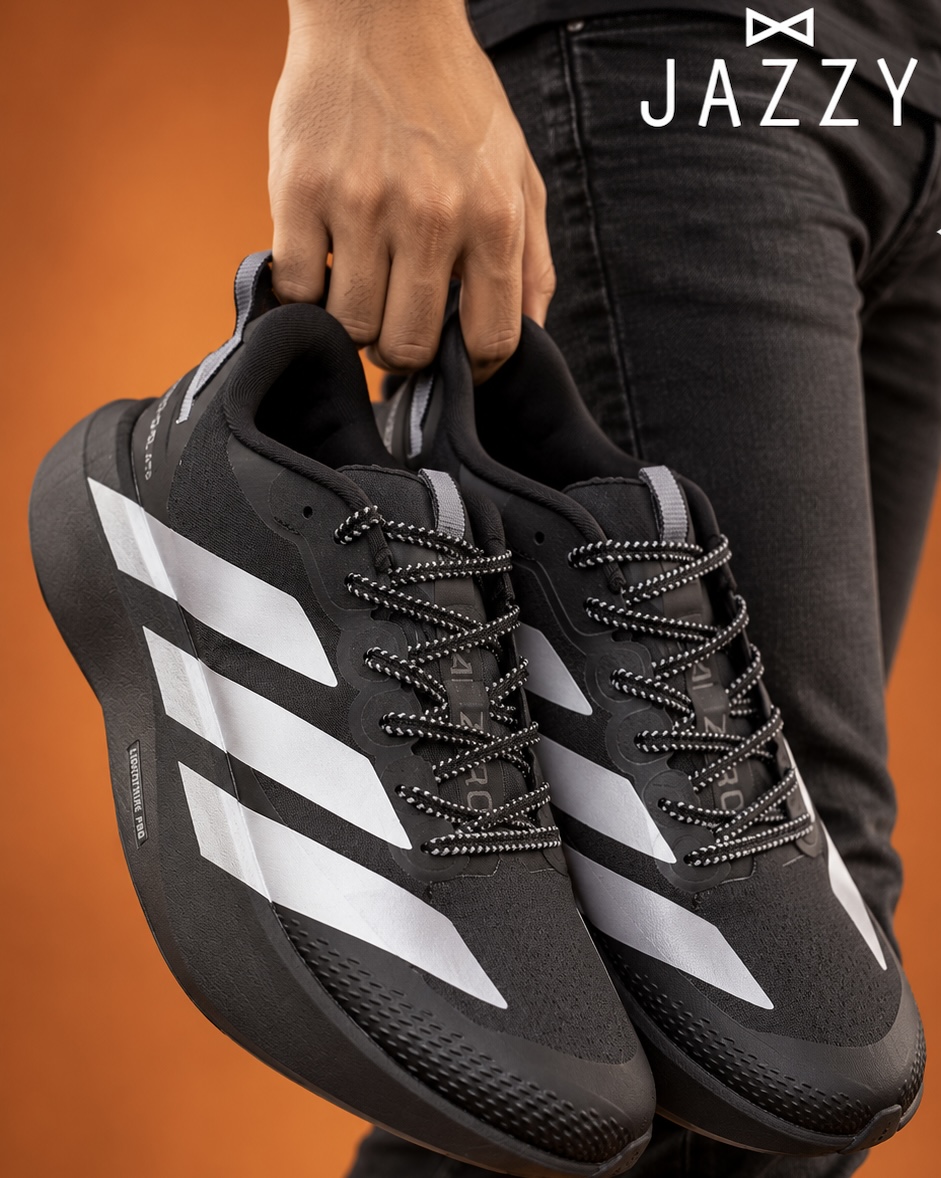 FINEST QUALITY SPORTS SHOES
